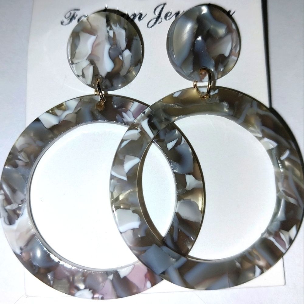 Ladies Marble Print Trendy Acrylic Resin Earrings